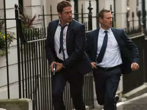 Invasão a Londres | "Tem um aspecto de filme de zumbi", diz Gerard Butler em vídeo exclusivo