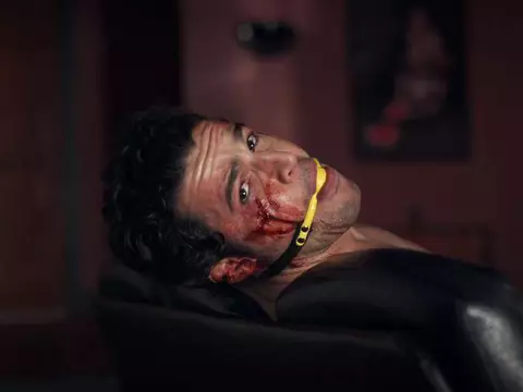 Piercing/Memento Films International/Reprodução