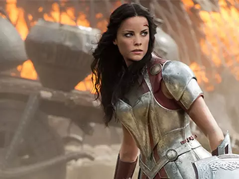 Thor: Ragnarok | Jaimie Alexander explica por que Lady Sif não está no filme