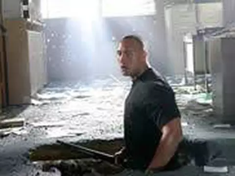 Crítica: Com as próprias mãos