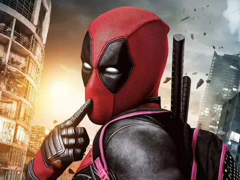 CCXP24 | Diretor explica corte de cena violenta em Deadpool: "Mulheres odiaram"