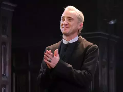 Harry Potter | Tom Felton vai às lágrimas nos bastidores de peça, assista