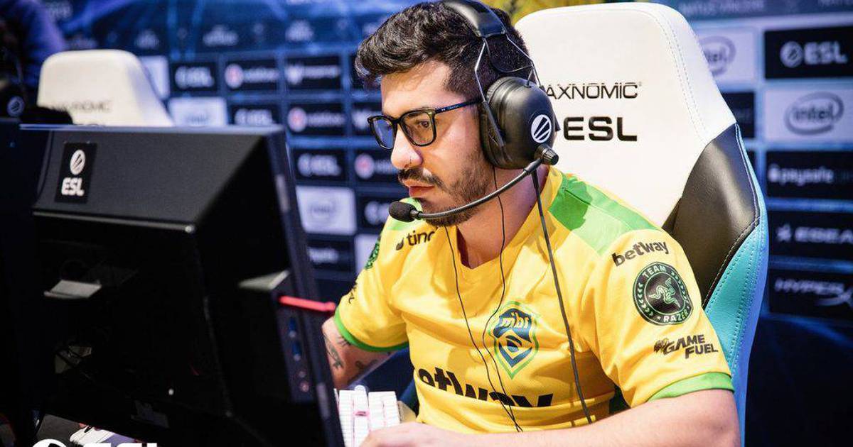 COLDZERA JOGA PELA PRIMEIRA VEZ VALORANT 