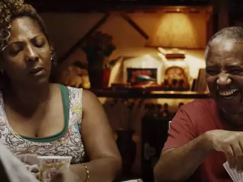 Cena de Marte Um - à direita, Carlos Francisco (Reprodução)