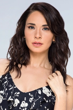 Foto de Adriana Louvier