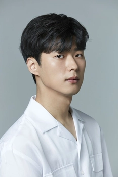 Foto de Ahn Dong-gu