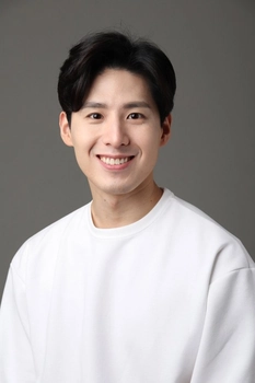 Foto de Ahn Hwi-tae