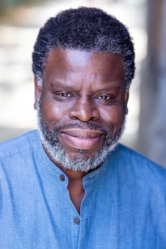 Foto de Femi Elufowoju Jr.