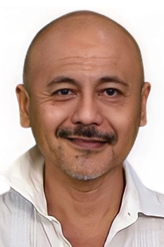 Foto de Michael Shaowanasai