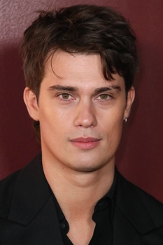 Foto de Nicholas Galitzine