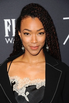 Foto de Sonequa Martin-Green