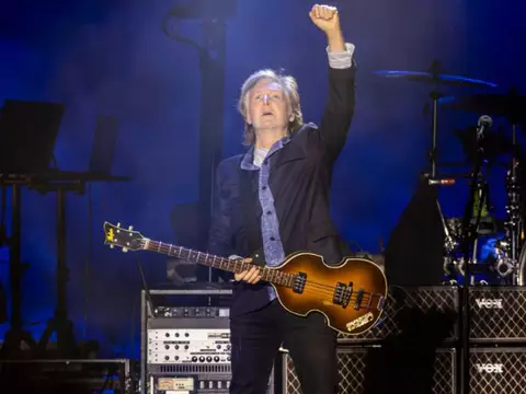 Mesmo sem inovar, Paul McCartney volta a fazer o show de uma vida em São Paulo