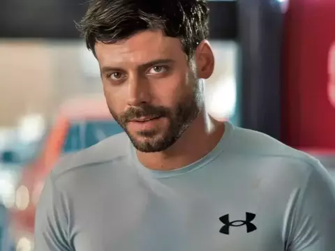 François Arnaud fala sobre romance em Heated Rivalry; saiba mais
