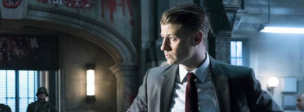 Gotham | Novas fotos do set sugerem salto temporal