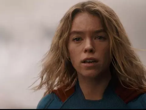 Supergirl estrena nuevo tráiler con Superman, Lobo y más