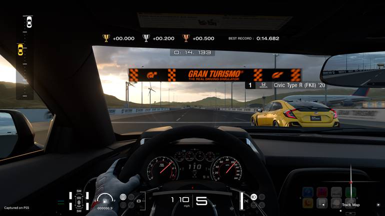 Review: Gran Turismo 7 se distancia dos simuladores, mas resgata a