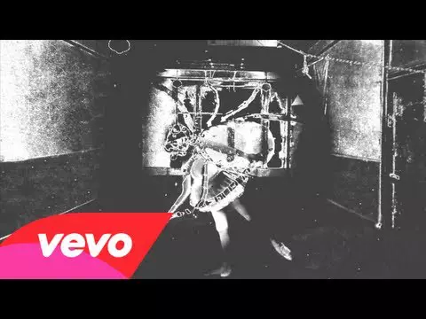 Nine Inch Nails | Assista ao clipe de "Came Back Haunted", dirigido por David Lynch 