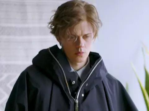 Physint, Bill Skarsgard