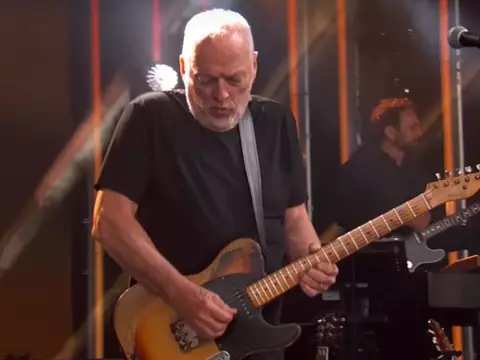 David Gilmour volta a tocar na TV americana após dez anos com "Wish You Were Here"; assista