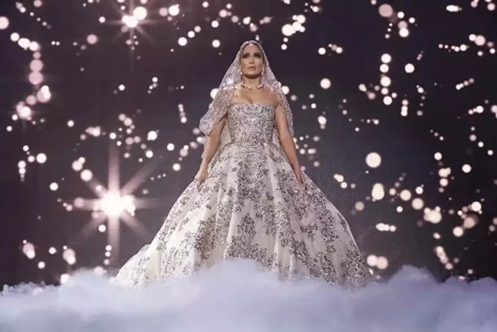 Sessão da Tarde desta quarta(10/06) tem comédia romântica com J.Lo; confira