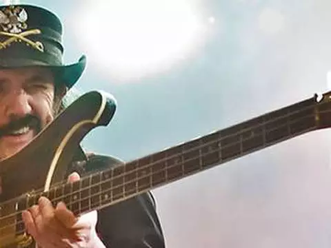 Motörhead | Slash, Dave Grohl e mais músicos discursam no adeus a Lemmy