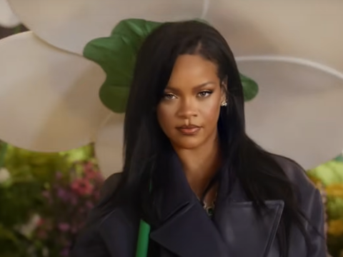 Rihanna em "Friend of Mine" (Reprodução/YouTube)