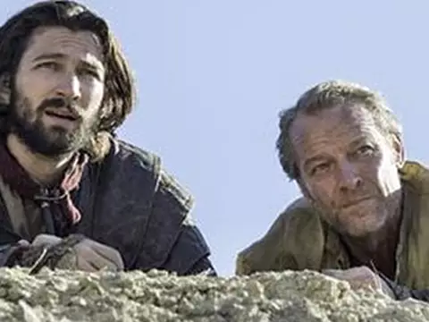 Game of Thrones | Mindinho está de volta em fotos do próximo episódio