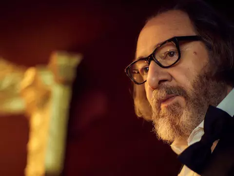 Hervé Pierre em Lupin (Netflix/Reprodução)