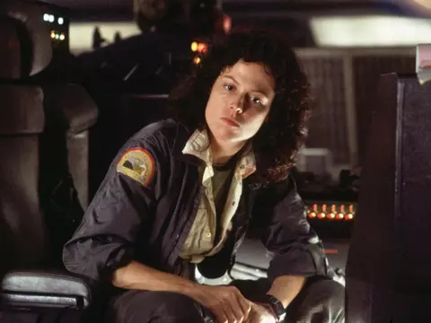 A atriz Sigourney Weaver (Crédito: Disney)