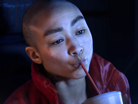 Intergalactic: Atriz Tati Gabrielle Recebe Treinamento Especial para Enfrentar Desafios da Comunidade Gamer