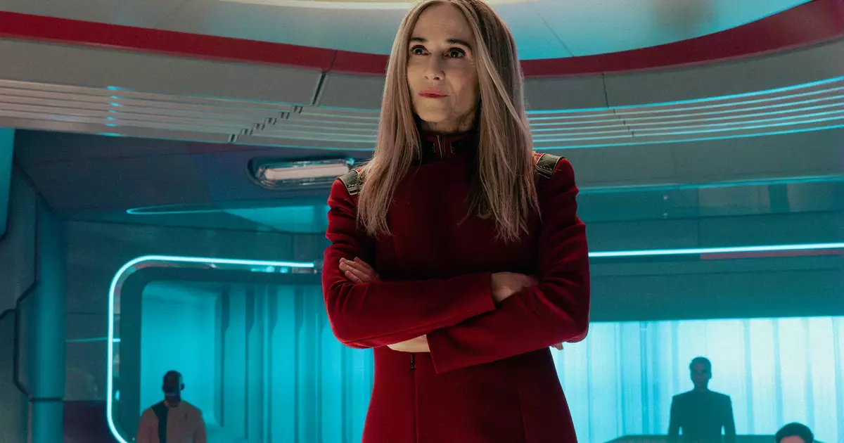 Star Trek: Starfleet Academy | Holly Hunter revela que viverá gêmea da Capitã Nahla na 2ª temporada