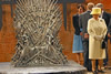 Game of Thrones Rainha Elizabeth II no set da 5a temporada 02