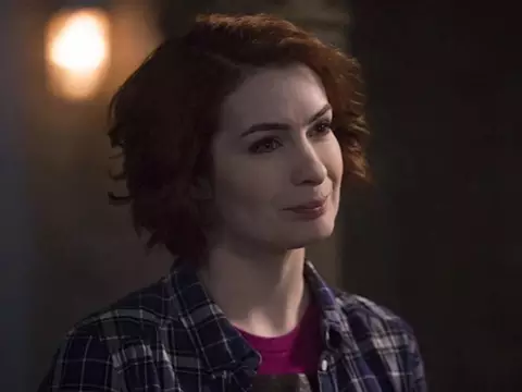 Foto de Felicia Day, atriz que participou da série original de Buffy, A Caça-Vampiros/CW/Reprodução