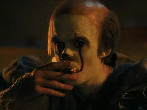 It: Bem-Vindos a Derry | Vídeo mostra Pennywise antes de ser "A Coisa"; veja