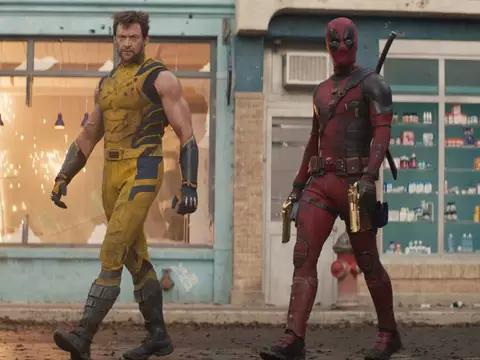 Hugh Jackman e Ryan Reynolds em cena de Deadpool e Wolverine (Reprodução)