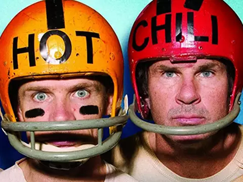 Red Hot Chili Peppers faz cover de Jimi Hendrix em show acústico; assista
