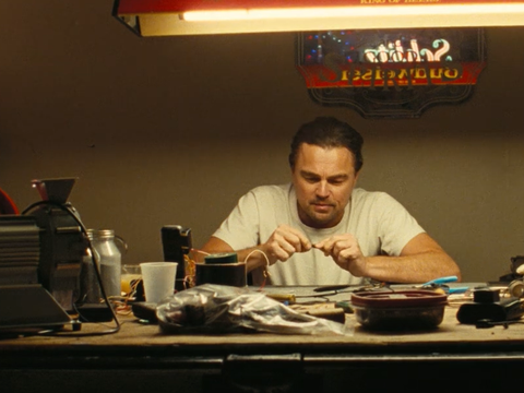 Uma Batalha Após a Outra | DiCaprio faz a revolução em novo trailer; veja