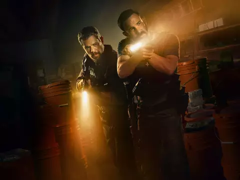 Dinheiro Suspeito ganha cartazes com Ben Affleck e Matt Damon