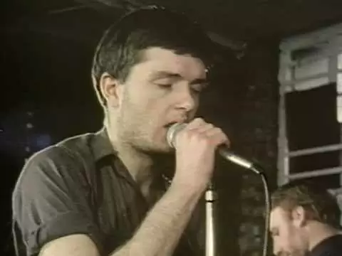 "Love Will Tear Us Apart" é considerada a melhor música dos últimos 60 anos por revista inglesa