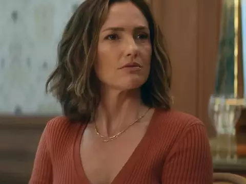 Borbulhas de amor | Filme de Natal da Netflix ganha trailer; veja