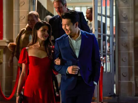 Amor(es) Verdadeiro(s) transforma drama amoroso em história de Sessão da Tarde