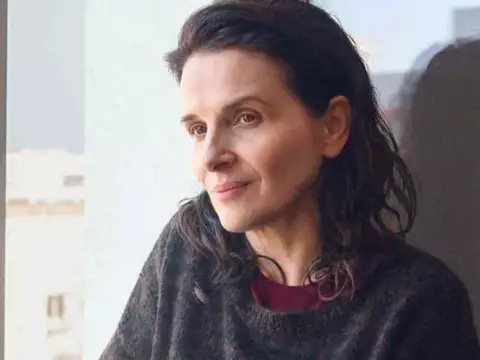 No Rio, Juliette Binoche exalta O Agente Secreto e Wagner Moura