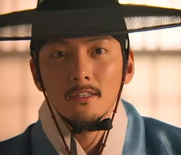 Ji Chang-wook em Escândalo e Intriga (Reprodução)