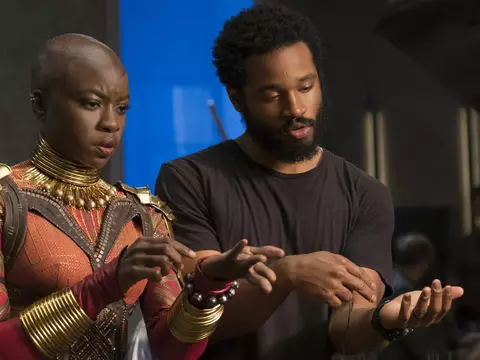 Foto de Danai Gurira e Ryan Coogler nos bastidores de Pantera Negra