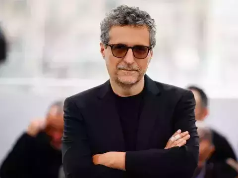 Netflix compra Warner | Kleber Mendonça Filho comenta venda e janela de exibição