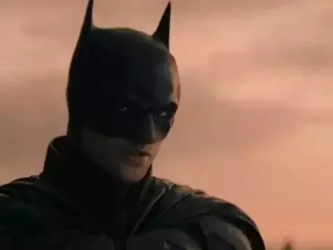 Ator de The Batman publica foto do roteiro da sequência