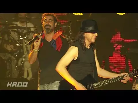System of a Down retorna aos palcos com show em Los Angeles - assista