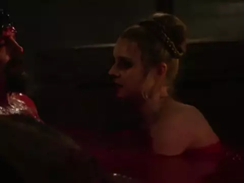 Van Helsing | Terror está de volta em trailer da segunda temporada