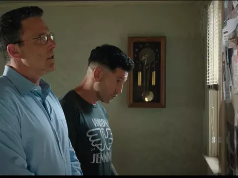 Cena de O Contador 2 (Reprodução)