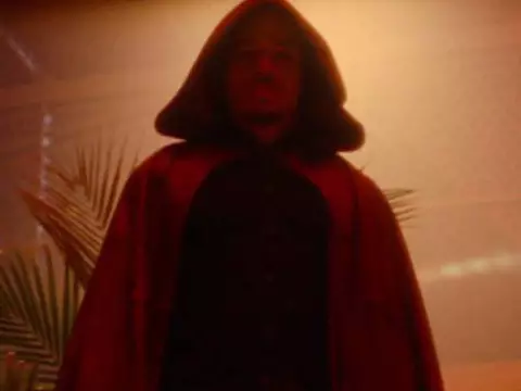 O Capuz em Coração de Ferro (Reprodução)